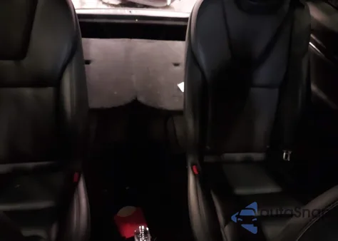 2022 Tesla Model X Dual Motor All-Wheel Drive from USA, damaged, VIN 7SAXCBE56NF328525